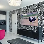 Apartment Royal View - Luxury 2br With Sea Panorama By Flat Manаger Warna