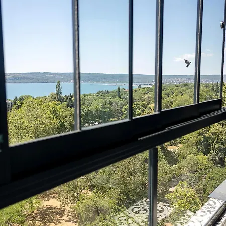 Royal View - Luxury 2br With Sea Panorama By Flat Manаger Warna